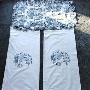 Vintage Ralph Lauren White And Blue Bedding